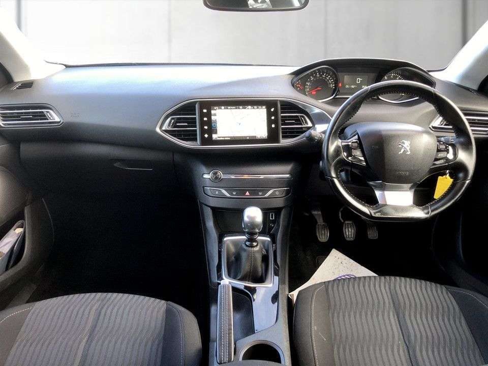 2017 PEUGEOT 308 2017 PEUGEOT 308