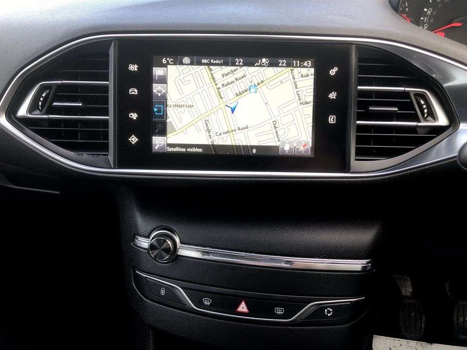 2017 PEUGEOT 308 2017 PEUGEOT 308