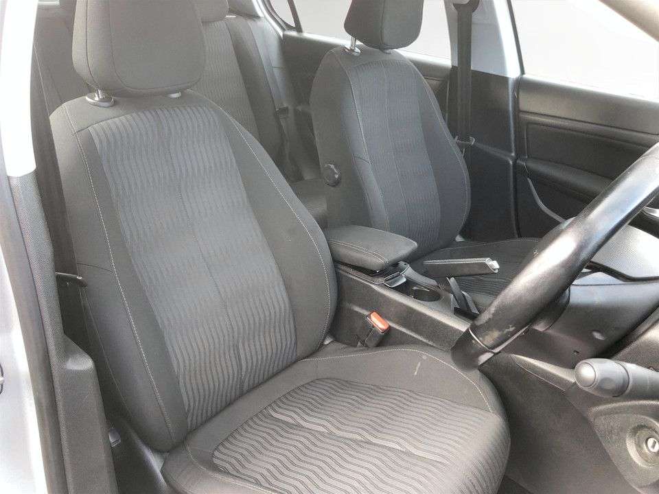 2017 PEUGEOT 308 2017 PEUGEOT 308