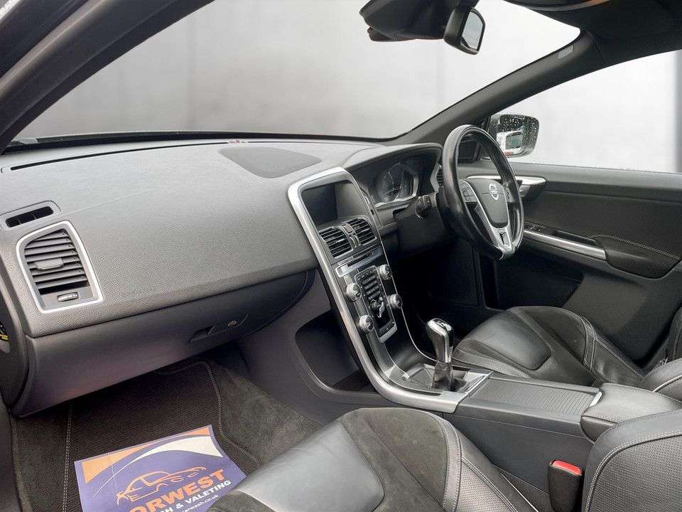 2014 VOLVO XC60 2014 VOLVO XC60