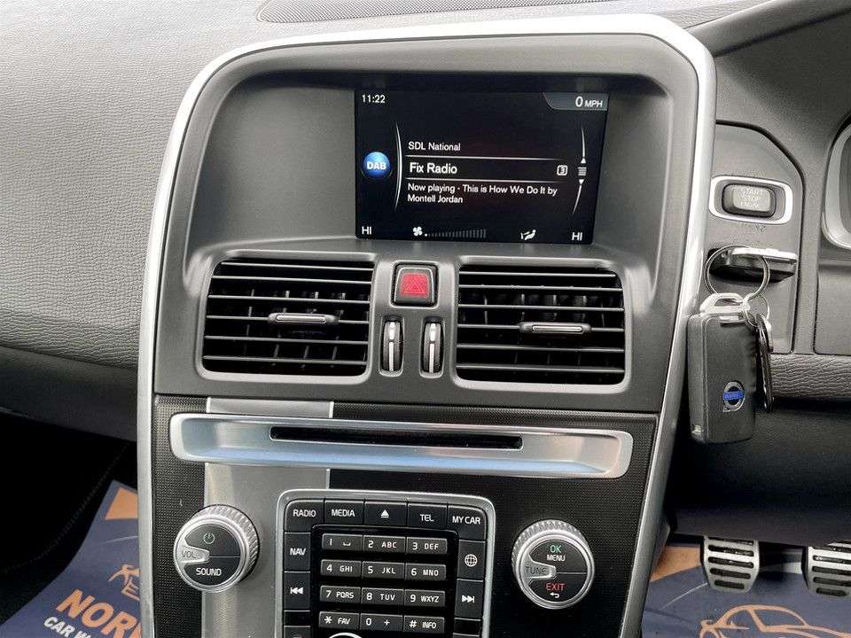 2014 VOLVO XC60 2014 VOLVO XC60