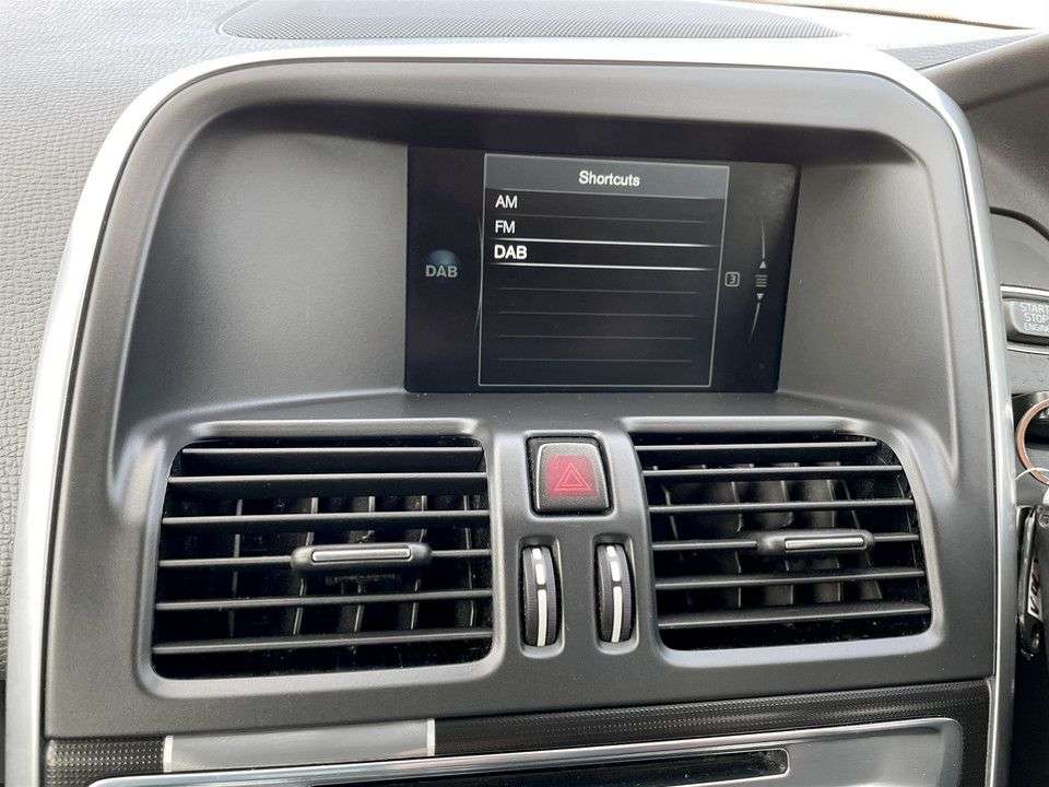 2014 VOLVO XC60 2014 VOLVO XC60