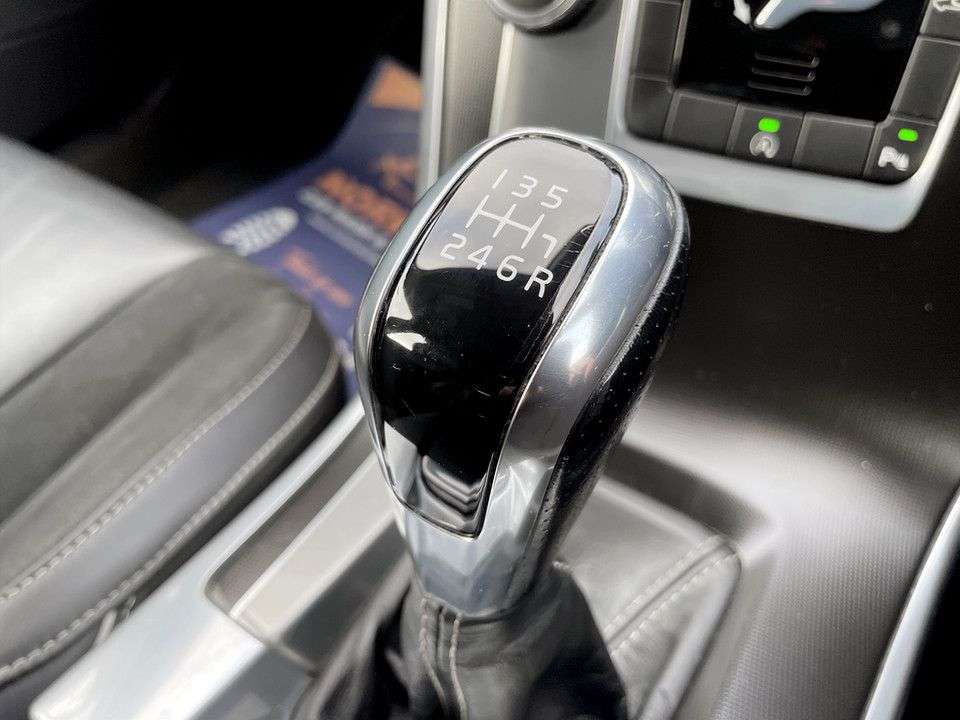 2014 VOLVO XC60 2014 VOLVO XC60