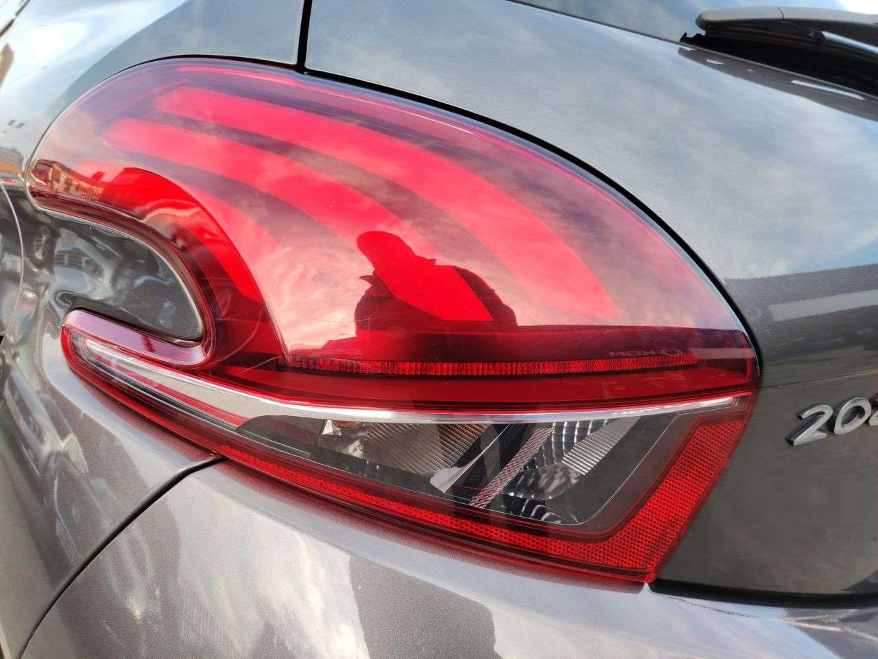 2019 PEUGEOT 208 2019 PEUGEOT 208