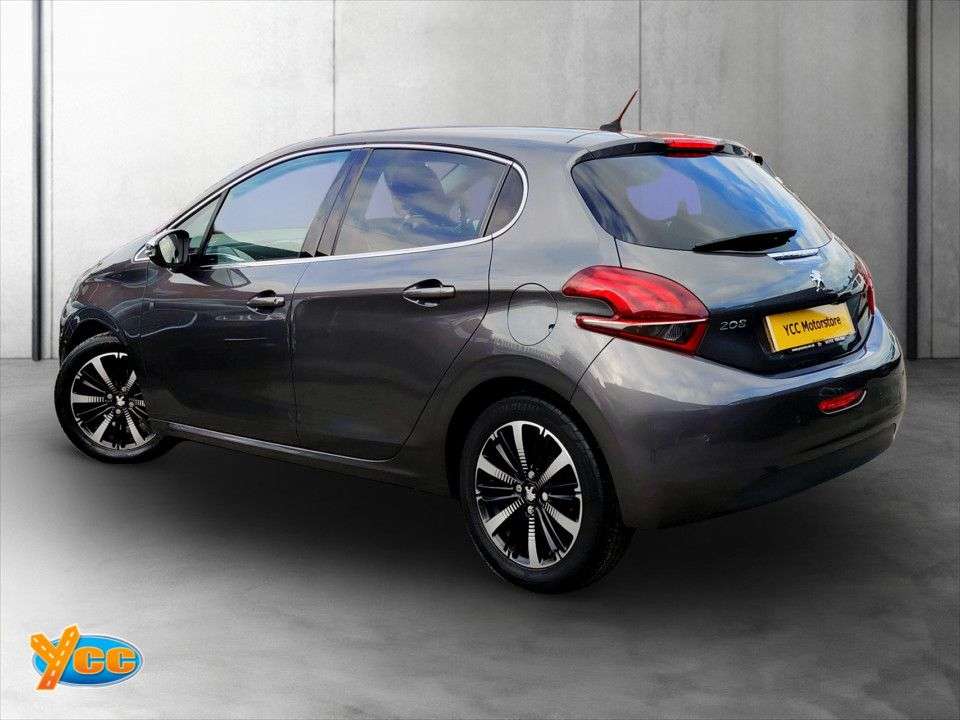 2019 PEUGEOT 208 2019 PEUGEOT 208