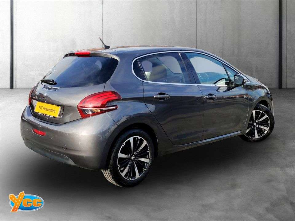 2019 PEUGEOT 208 2019 PEUGEOT 208