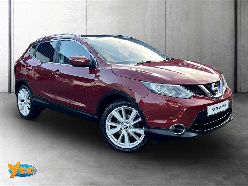 A 2014 NISSAN QASHQAI 1.6 dCi Tekna SUV 5dr Diesel Manual 2WD Euro 5 (s/s) (130 ps) 11 STAMP FULL A 2014 NISSAN QASHQAI 1.6 dCi Tekna SUV 5dr Diesel Manual 2WD Euro 5 (s/s) (130 ps) 11 STAMP FULL
