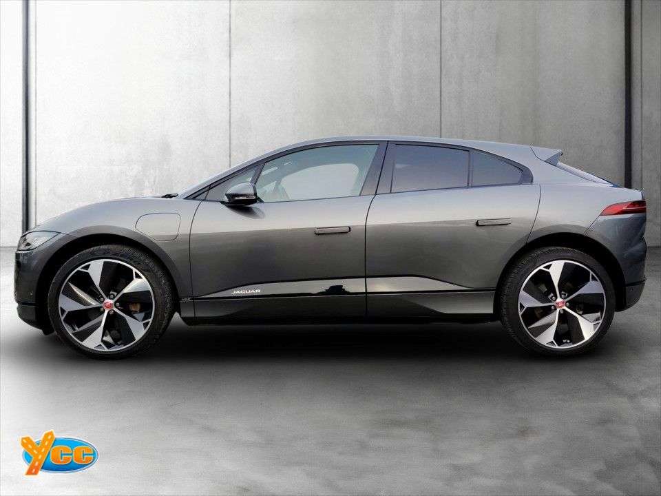 A 2018 JAGUAR I-PACE 400 90kWh First Edition SUV 5dr Electric Auto 4WD (400 ps) 3 STAMP DEALER S A 2018 JAGUAR I-PACE 400 90kWh First Edition SUV 5dr Electric Auto 4WD (400 ps) 3 STAMP DEALER S