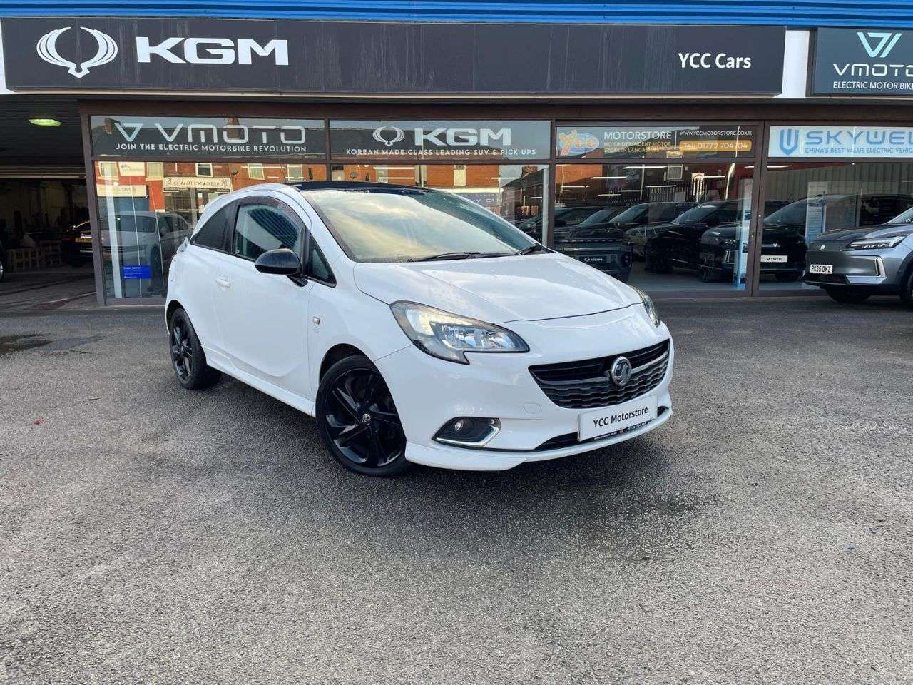 A 2016 VAUXHALL CORSA 1.4i ecoFLEX Limited Edition Hatchback 3dr Petrol Manual Euro 6 (75 ps) JUS A 2016 VAUXHALL CORSA 1.4i ecoFLEX Limited Edition Hatchback 3dr Petrol Manual Euro 6 (75 ps) JUS