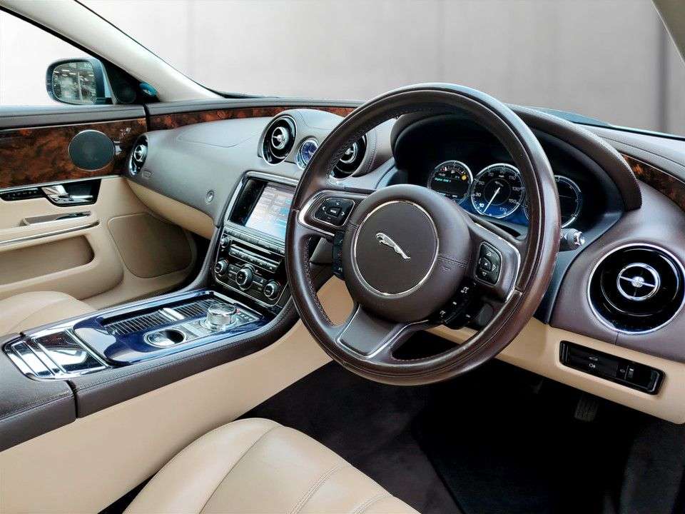 2012 JAGUAR XJ 2012 JAGUAR XJ