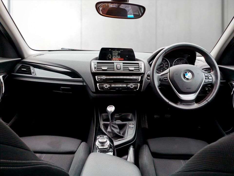 2017 BMW 1 SERIES 2017 BMW 1 SERIES