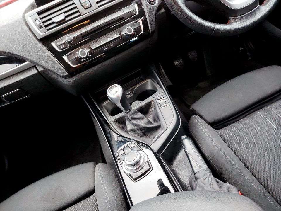 2017 BMW 1 SERIES 2017 BMW 1 SERIES