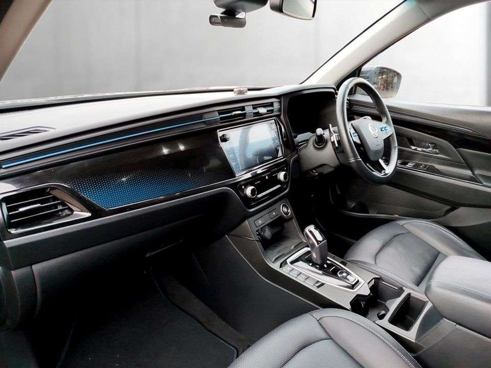 2023 SSANGYONG KORANDO E-MOTION 2023 SSANGYONG KORANDO E-MOTION