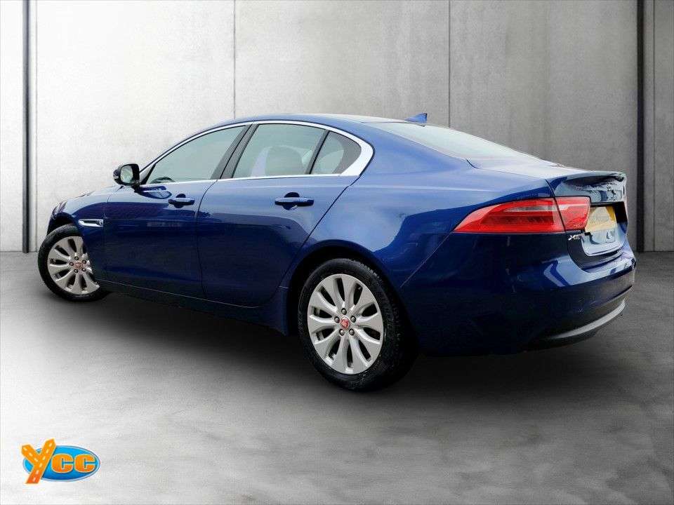 2016 JAGUAR XE 2016 JAGUAR XE