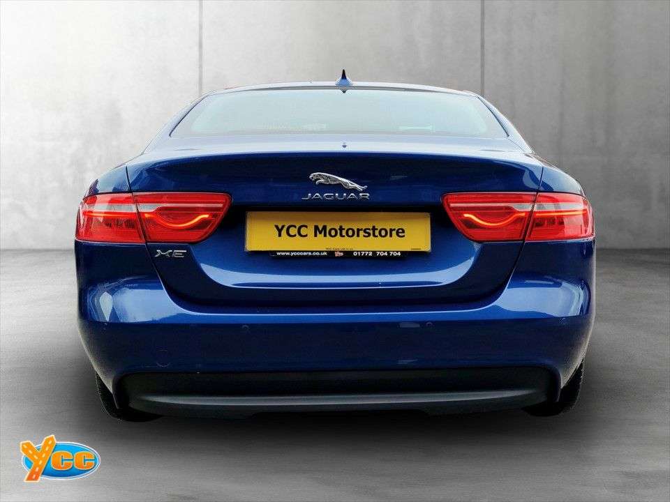 2016 JAGUAR XE 2016 JAGUAR XE