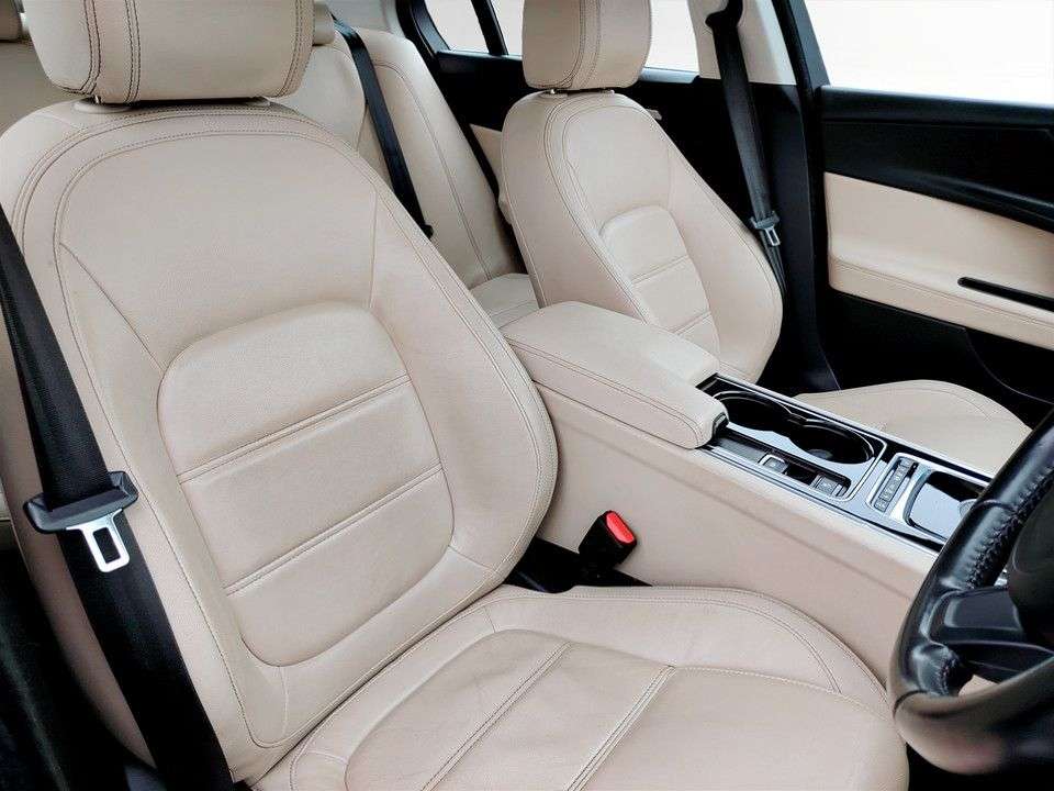 2016 JAGUAR XE 2016 JAGUAR XE