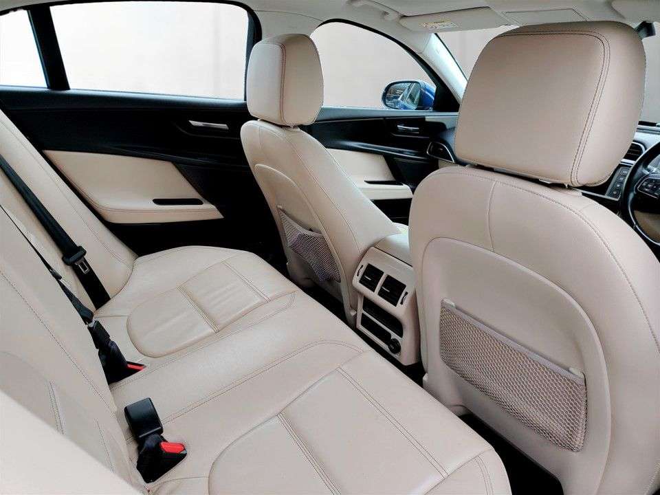 2016 JAGUAR XE 2016 JAGUAR XE