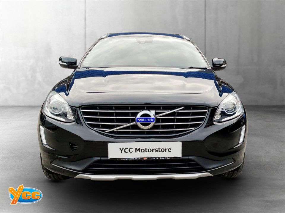 A 2016 VOLVO XC60 2.4 D5 SE Lux Nav SUV 5dr Diesel Auto AWD Euro 6 (s/s) (220 ps) 6 STAMP FUL A 2016 VOLVO XC60 2.4 D5 SE Lux Nav SUV 5dr Diesel Auto AWD Euro 6 (s/s) (220 ps) 6 STAMP FUL