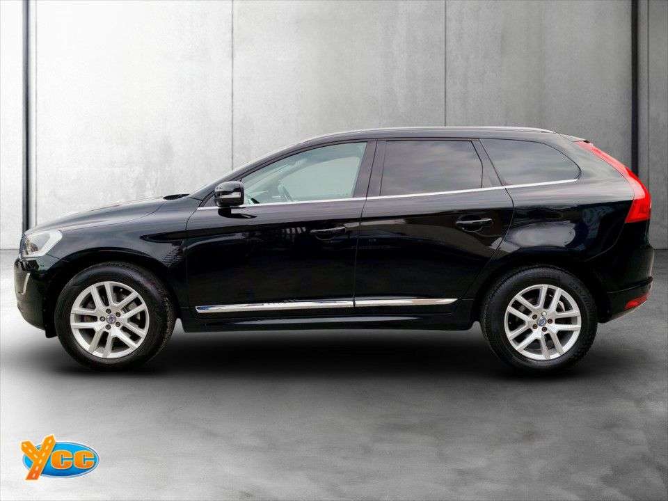 A 2016 VOLVO XC60 2.4 D5 SE Lux Nav SUV 5dr Diesel Auto AWD Euro 6 (s/s) (220 ps) 6 STAMP FUL A 2016 VOLVO XC60 2.4 D5 SE Lux Nav SUV 5dr Diesel Auto AWD Euro 6 (s/s) (220 ps) 6 STAMP FUL