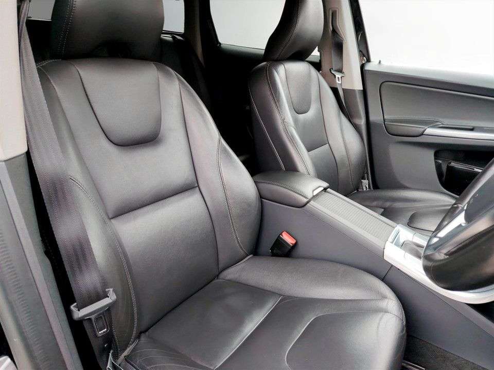 2016 VOLVO XC60 2016 VOLVO XC60