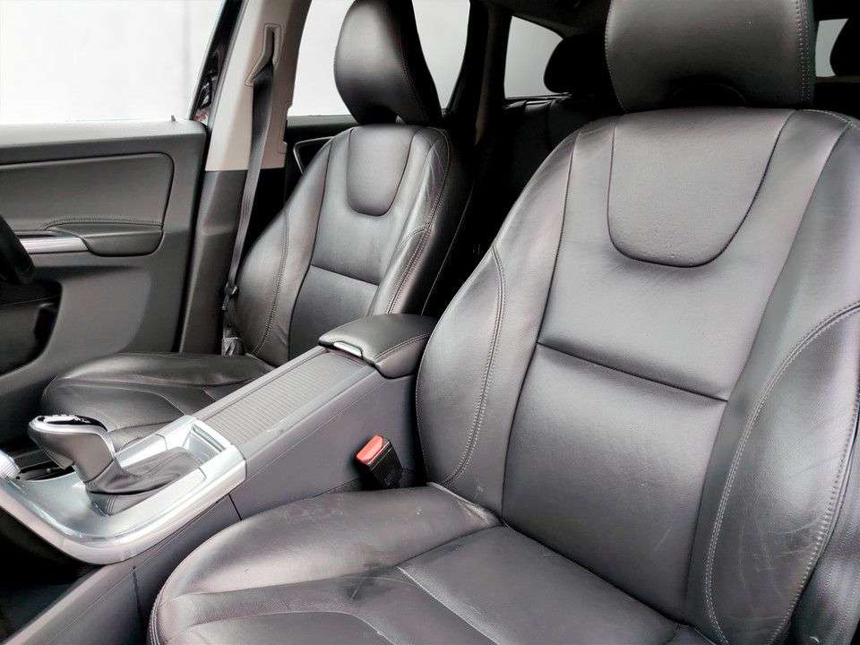 2016 VOLVO XC60 2016 VOLVO XC60