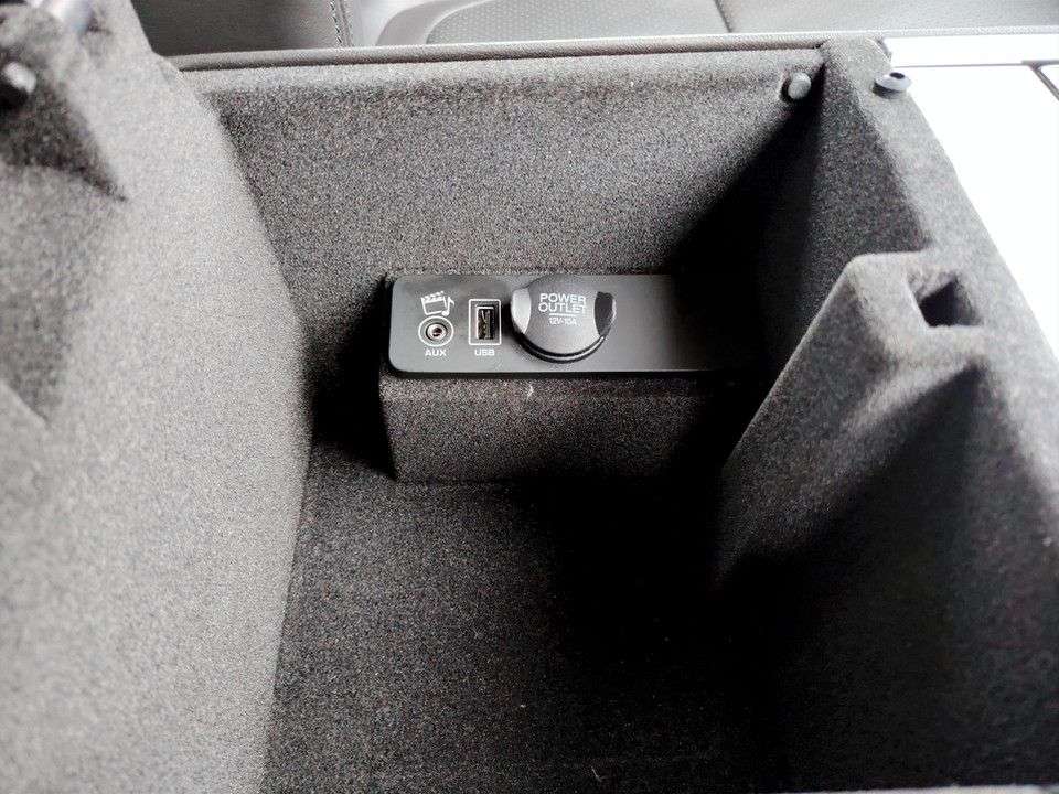 2014 JAGUAR XF 2014 JAGUAR XF