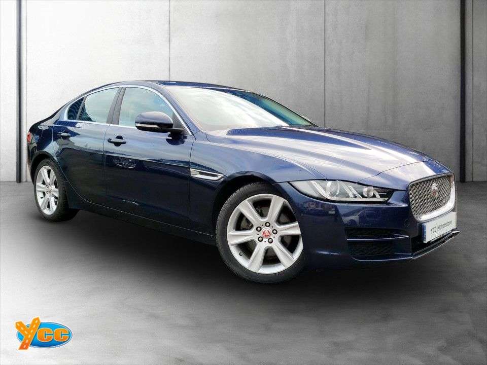 A 2016 JAGUAR XE 2.0d Portfolio Saloon 4dr Diesel Auto Euro 6 (s/s) (180 ps) 7 STAMP FULL SE A 2016 JAGUAR XE 2.0d Portfolio Saloon 4dr Diesel Auto Euro 6 (s/s) (180 ps) 7 STAMP FULL SE