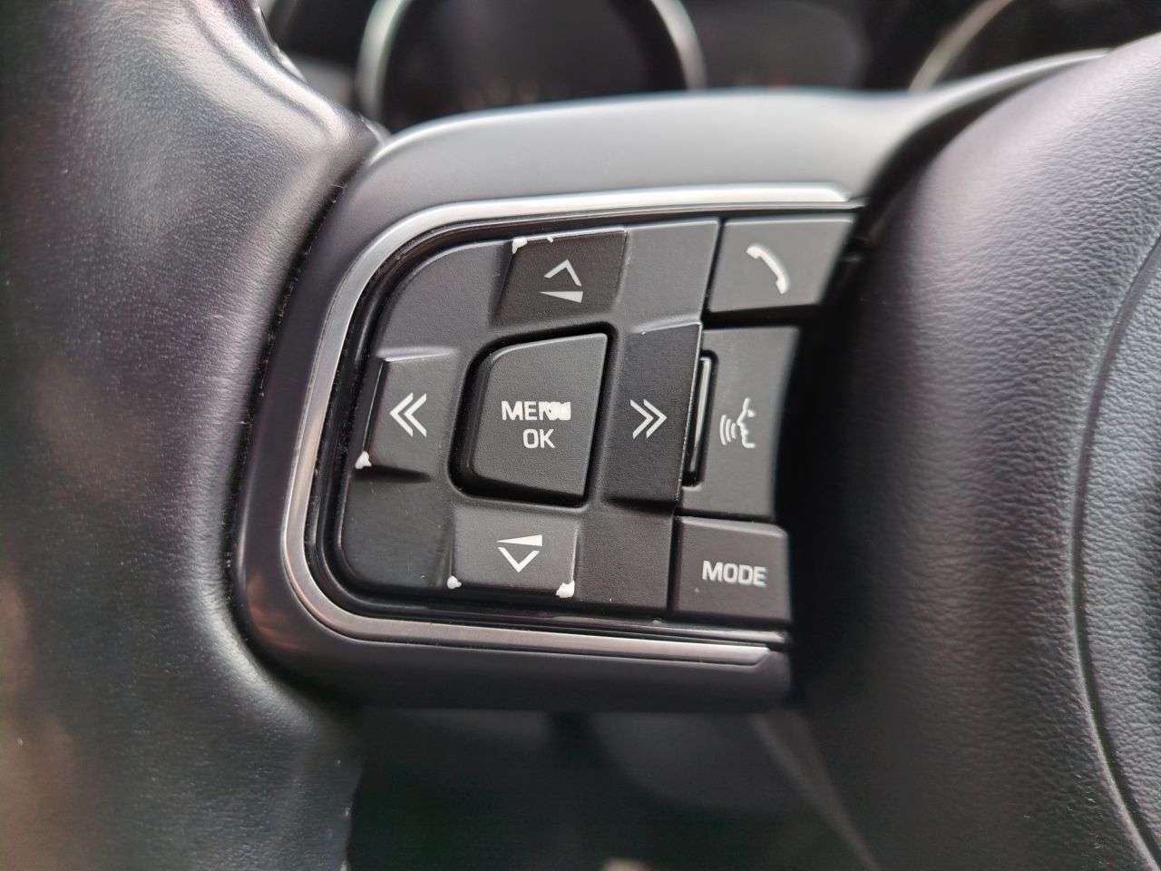 2016 JAGUAR XE 2016 JAGUAR XE