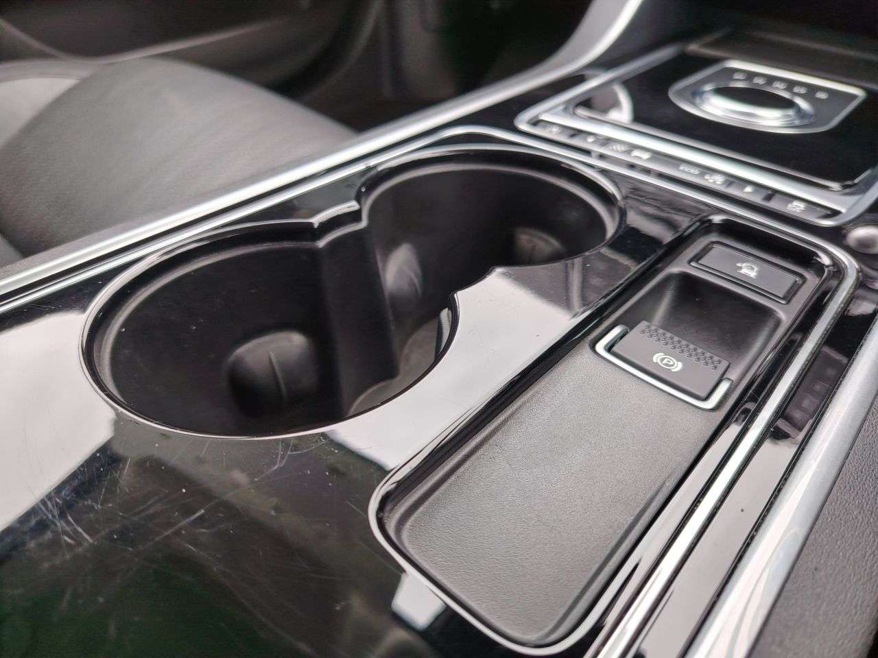 2016 JAGUAR XE 2016 JAGUAR XE