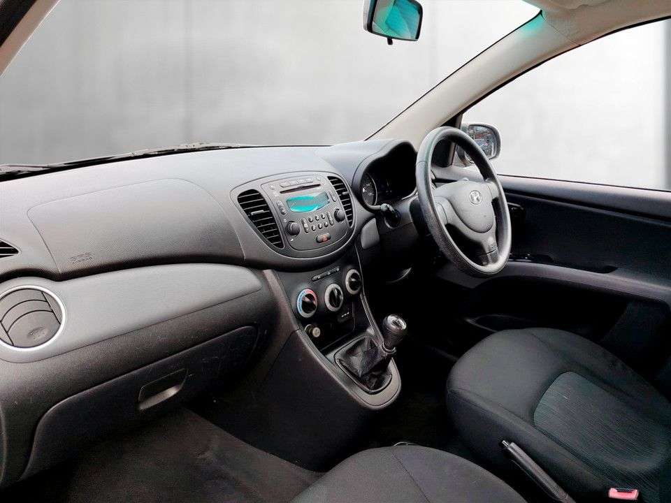 2011 HYUNDAI I10 2011 HYUNDAI I10