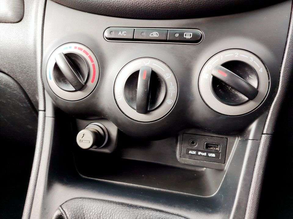 2011 HYUNDAI I10 2011 HYUNDAI I10