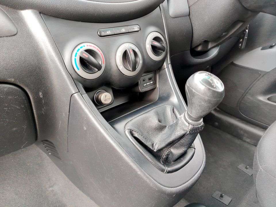 2011 HYUNDAI I10 2011 HYUNDAI I10