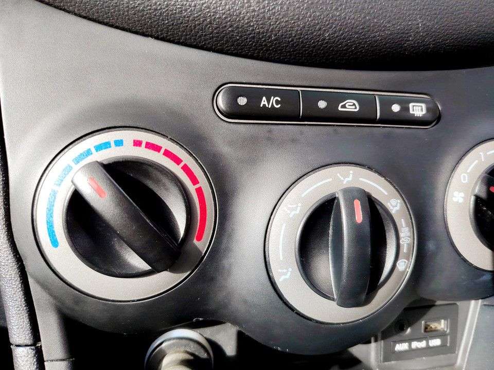 2011 HYUNDAI I10 2011 HYUNDAI I10