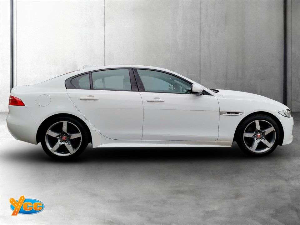 2017 JAGUAR XE 2017 JAGUAR XE