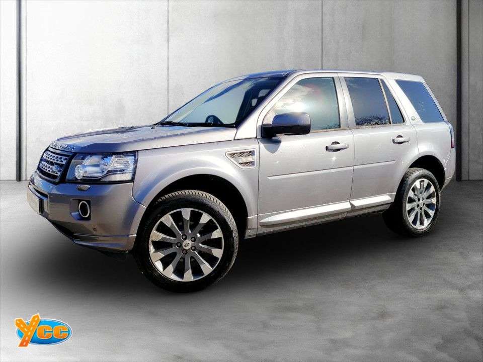 A 2013 LAND ROVER FREELANDER 2 2.2 SD4 HSE Lux SUV 5dr Diesel CommandShift 4WD Euro 5 (190 ps) 12 STAMP FU A 2013 LAND ROVER FREELANDER 2 2.2 SD4 HSE Lux SUV 5dr Diesel CommandShift 4WD Euro 5 (190 ps) 12 STAMP FU