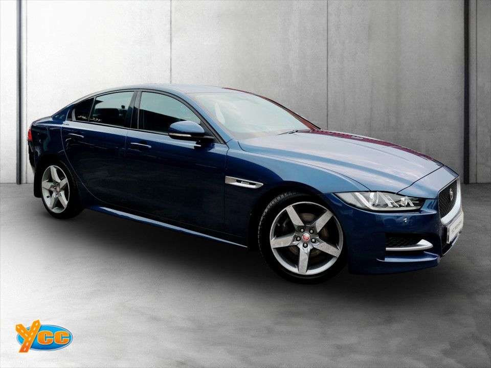 A 2016 JAGUAR XE 2.0d R-Sport Saloon 4dr Diesel Manual Euro 6 (s/s) (180 ps) LOW MILES BEST A 2016 JAGUAR XE 2.0d R-Sport Saloon 4dr Diesel Manual Euro 6 (s/s) (180 ps) LOW MILES BEST