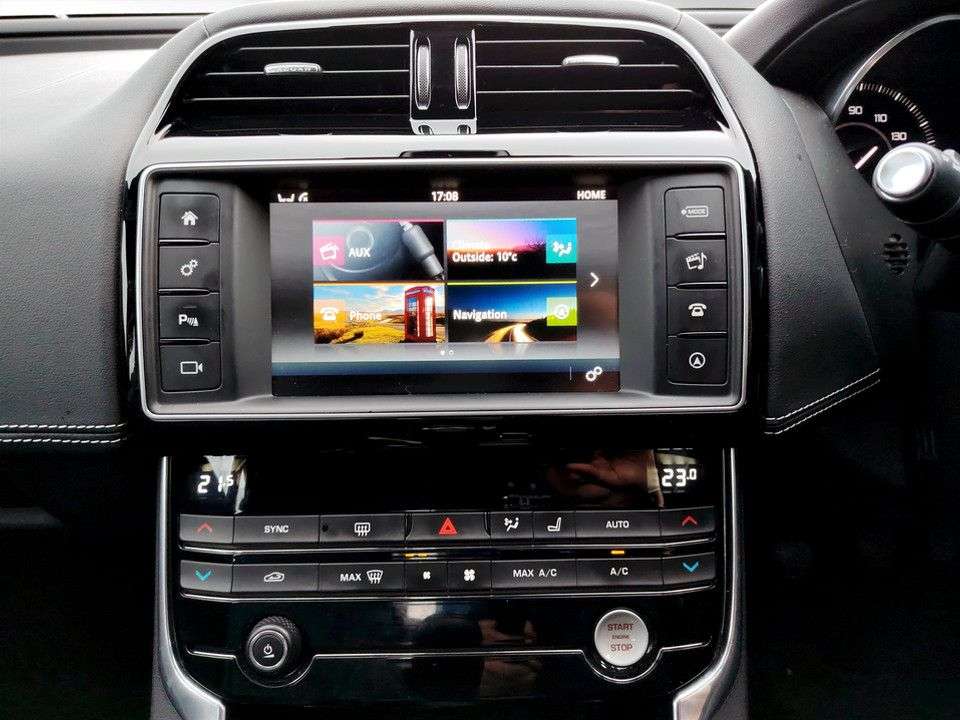 2016 JAGUAR XE 2016 JAGUAR XE