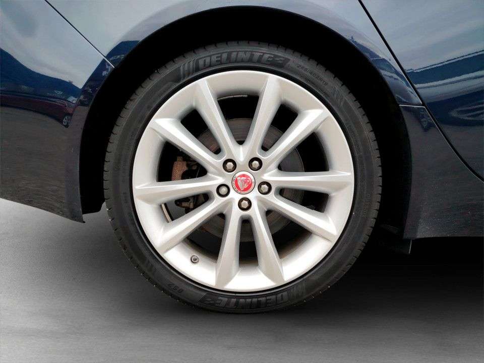 2018 JAGUAR XF 2018 JAGUAR XF