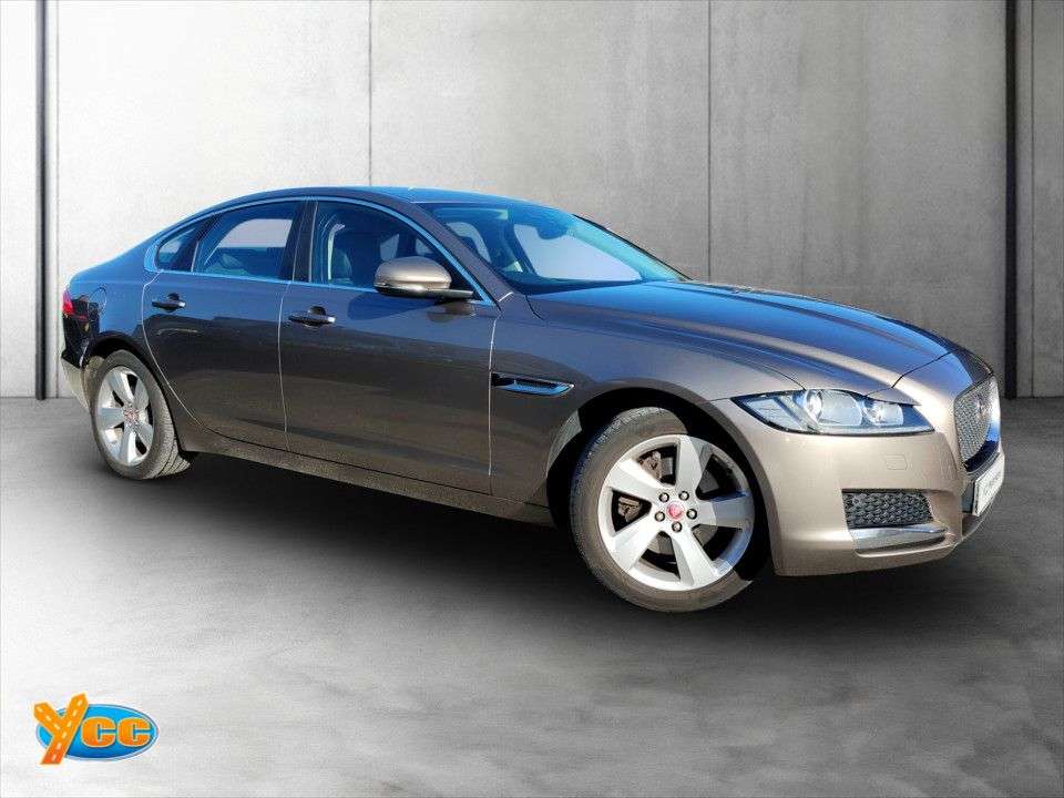 A 2016 JAGUAR XF 2.0d Portfolio Saloon 4dr Diesel Auto Euro 6 (s/s) (180 ps) JUST ARRIVED CA A 2016 JAGUAR XF 2.0d Portfolio Saloon 4dr Diesel Auto Euro 6 (s/s) (180 ps) JUST ARRIVED CA