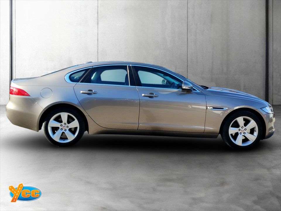 2016 JAGUAR XF 2016 JAGUAR XF