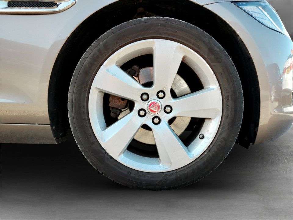 2016 JAGUAR XF 2016 JAGUAR XF