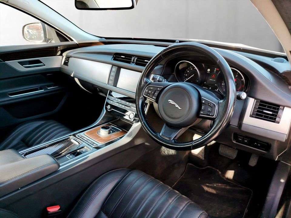 2016 JAGUAR XF 2016 JAGUAR XF