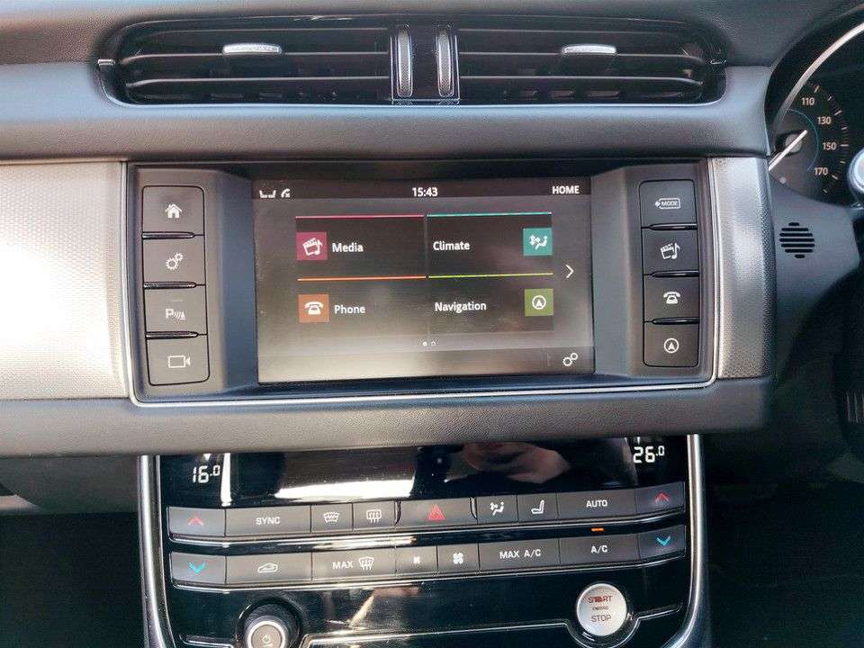 2016 JAGUAR XF 2016 JAGUAR XF