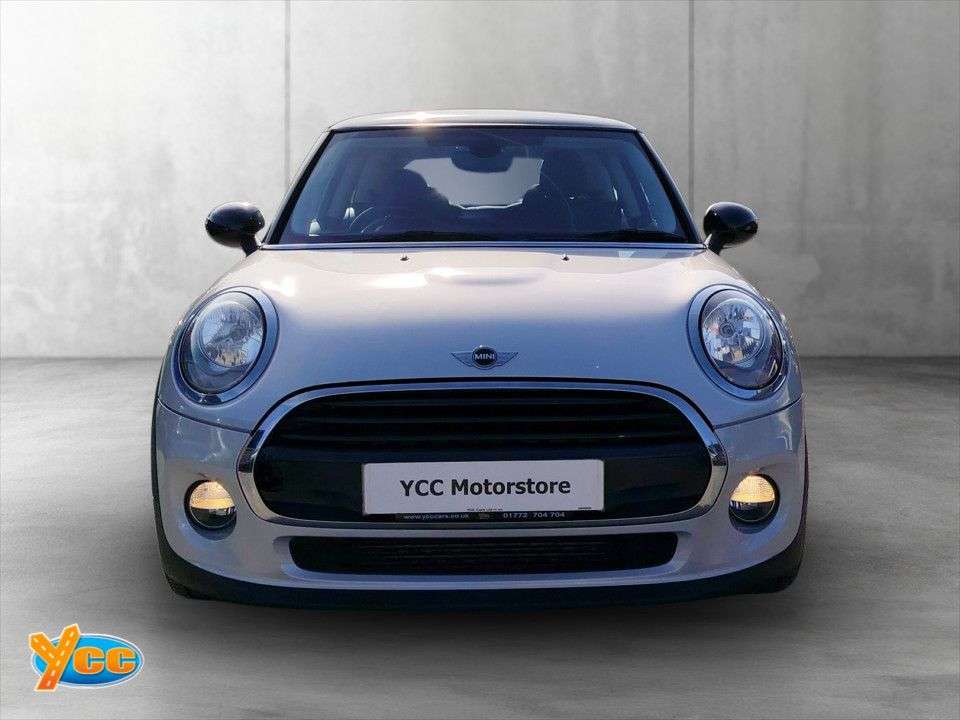 A 2016 MINI HATCH 1.5 Cooper Hatchback 3dr Petrol Manual Euro 6 (s/s) (136 ps) JUST ARRIVED C A 2016 MINI HATCH 1.5 Cooper Hatchback 3dr Petrol Manual Euro 6 (s/s) (136 ps) JUST ARRIVED C