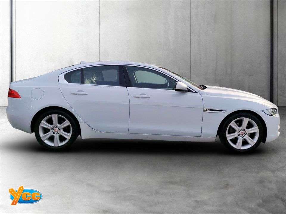 2015 JAGUAR XE 2015 JAGUAR XE