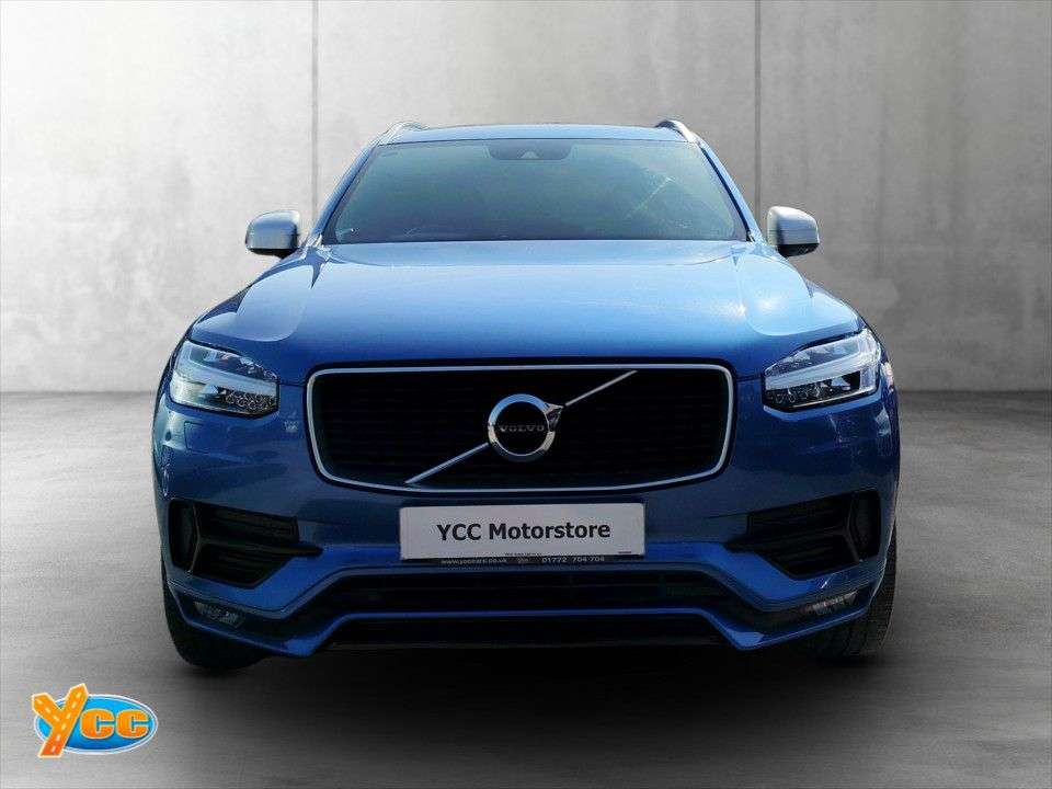 A 2016 VOLVO XC90 2.0 D5 R-Design SUV 5dr Diesel Geartronic 4WD Euro 6 (s/s) (225 ps) A 2016 VOLVO XC90 2.0 D5 R-Design SUV 5dr Diesel Geartronic 4WD Euro 6 (s/s) (225 ps)