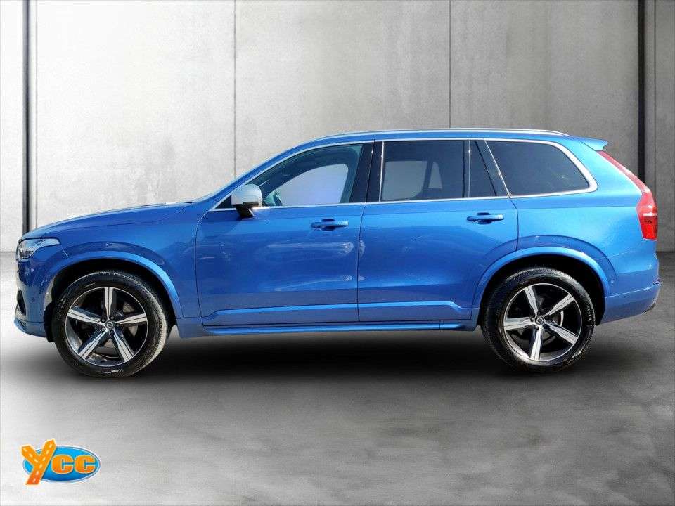A 2016 VOLVO XC90 2.0 D5 R-Design SUV 5dr Diesel Geartronic 4WD Euro 6 (s/s) (225 ps) A 2016 VOLVO XC90 2.0 D5 R-Design SUV 5dr Diesel Geartronic 4WD Euro 6 (s/s) (225 ps)