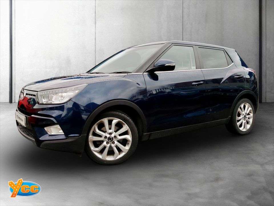 A 2015 SSANGYONG TIVOLI 1.6 e-XGi ELX SUV 5dr Petrol Auto Euro 6 (128 ps) A 2015 SSANGYONG TIVOLI 1.6 e-XGi ELX SUV 5dr Petrol Auto Euro 6 (128 ps)