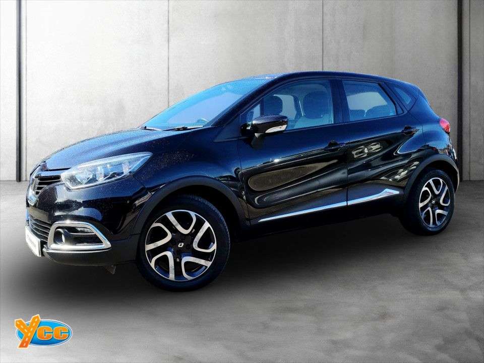 A 2013 RENAULT CAPTUR 0.9 TCe ENERGY Dynamique MediaNav SUV 5dr Petrol Manual Euro 5 (s/s) (90 ps A 2013 RENAULT CAPTUR 0.9 TCe ENERGY Dynamique MediaNav SUV 5dr Petrol Manual Euro 5 (s/s) (90 ps