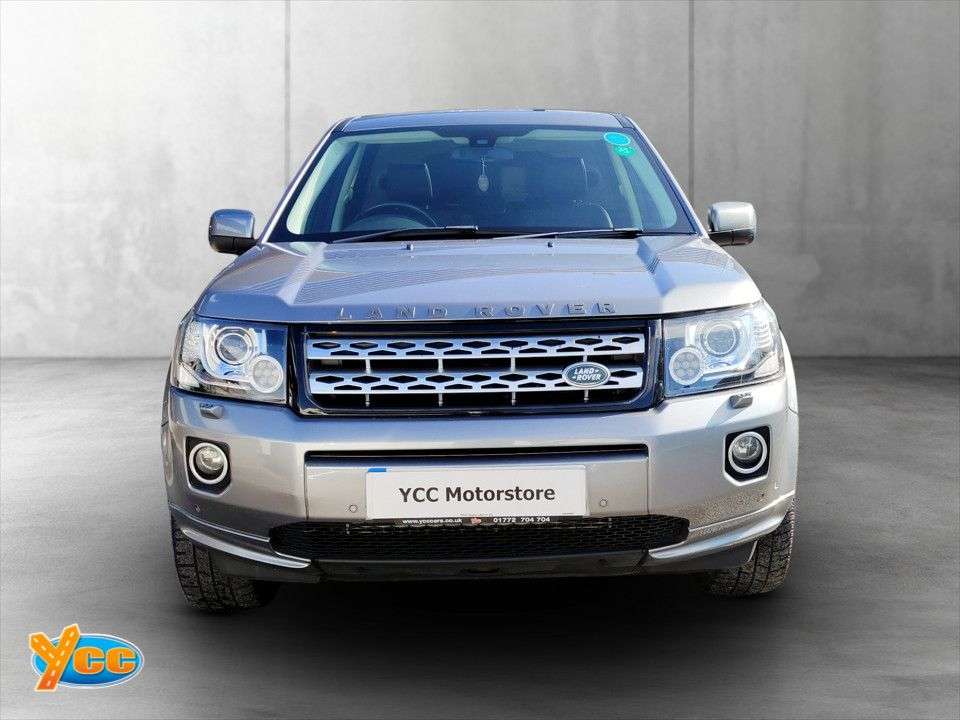A 2014 LAND ROVER FREELANDER 2 2.2 SD4 HSE SUV 5dr Diesel CommandShift 4WD Euro 5 (190 ps) 6 STAMP FULL SE A 2014 LAND ROVER FREELANDER 2 2.2 SD4 HSE SUV 5dr Diesel CommandShift 4WD Euro 5 (190 ps) 6 STAMP FULL SE